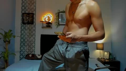 Snapshot of son_hades chatting on 20, 4, 2026 son_hades online show from 20, 4, 2026