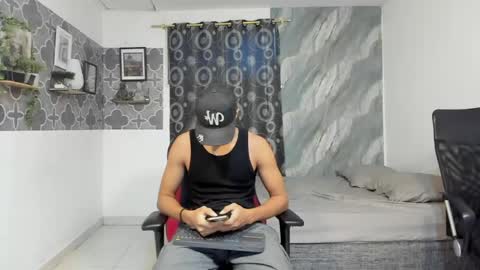 Snapshot of son_hades chatting on 14, 5, 2026 son_hades online show from 14, 5, 2026