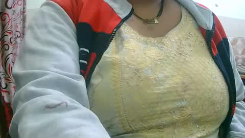 Snapshot of soni88888 chatting on 13, 12, 2024 soni88888 online show from 13, 12, 2024