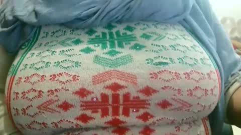 Snapshot of soni88888 chatting on 2, 2, 2025 soni88888 online show from 2, 2, 2025