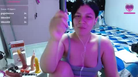 soniafuckboobs online show from 6, 12, 2024