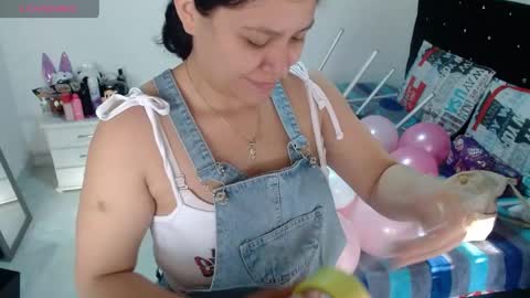 sonialatin69 online show from 14, 4, 2026