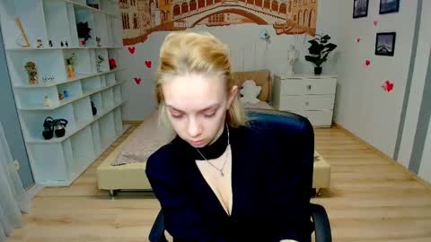 Snapshot of sonnysofia chatting on 7, 4, 2026 Sonya online show from 7, 4, 2026