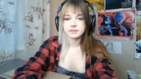 Snapshot of sonwosick chatting on 21, 5, 2026 Mila online show from 21, 5, 2026