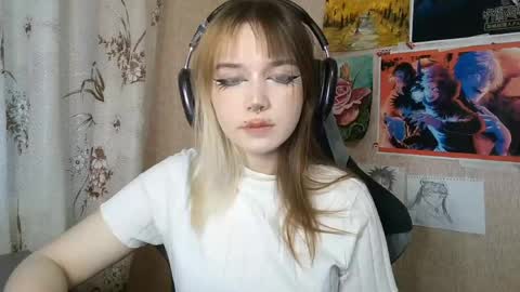 Snapshot of sonwosick chatting on 28, 5, 2026 Mila online show from 28, 5, 2026