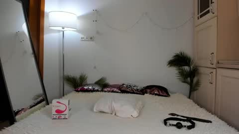 SONIA online show from 12, 3, 2025