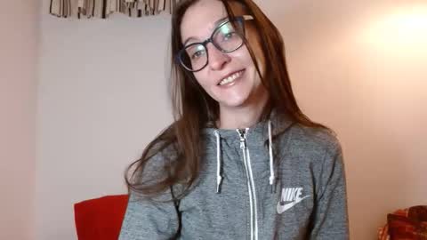 SonyaSays online show from 15, 11, 2025