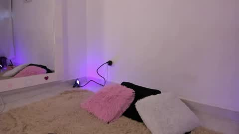 Snapshot of soofii_james chatting on 14, 7, 2026 sofi online show from 14, 7, 2026