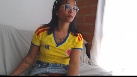 Snapshot of sophi_bonny chatting on 23, 6, 2026 Sophi Bonny online show from 23, 6, 2026