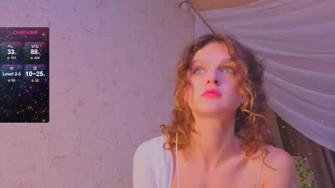 Snapshot of sophia_dreamy chatting on 25, 9, 2025 Sophia online show from 25, 9, 2025