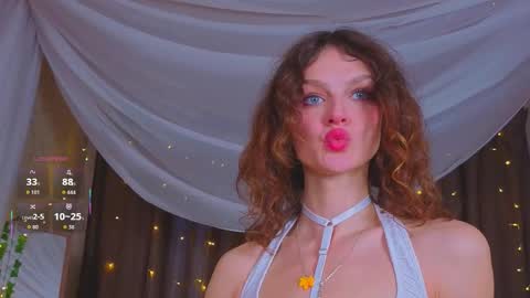 Snapshot of sophia_dreamy chatting on 16, 10, 2025 Sophia online show from 16, 10, 2025
