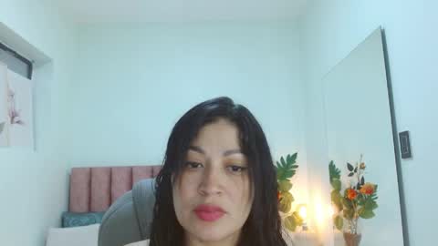 Snapshot of sophia_hadid chatting on 21, 4, 2026 Sophia online show from 21, 4, 2026