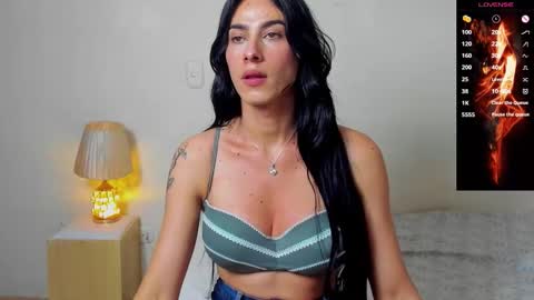 sophia CM online show from 3, 3, 2026