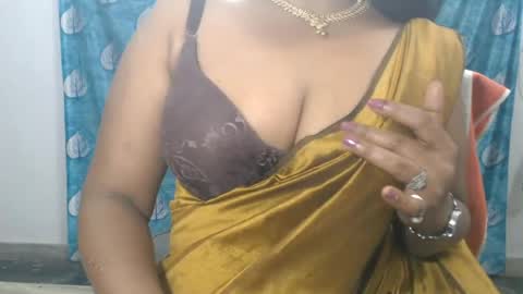 Snapshot of sophia_indian chatting on 10, 7, 2026 Sophia Tamil online show from 10, 7, 2026