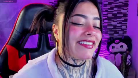 Snapshot of sophiaa_cherry chatting on 20, 7, 2026 Sophia online show from 20, 7, 2026