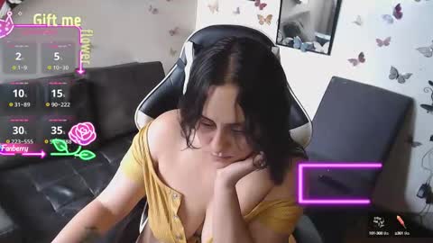 sophiaa_vega_ online show from 14, 10, 2025