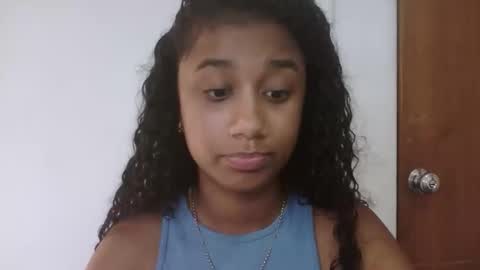 Snapshot of sophiacastro19 chatting on 25, 5, 2026 Sophia online show from 25, 5, 2026