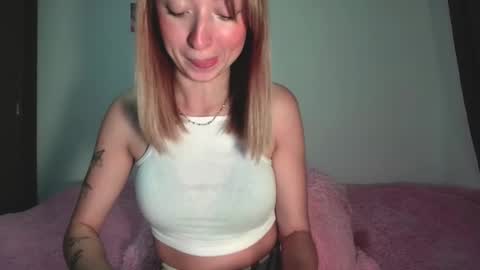 Snapshot of sophie_collins13 chatting on 27, 1, 2025 Sophie online show from 27, 1, 2025