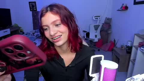 Snapshot of sophie_dolly_ chatting on 30, 5, 2026 sophie doll online show from 30, 5, 2026