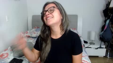 Snapshot of sophie_lopez1 chatting on 4, 2, 2026 Sofa online show from 4, 2, 2026