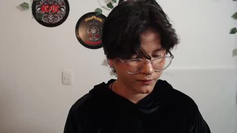 Snapshot of sophie_ross1 chatting on 2, 10, 2025 sophie_ross1 online show from 2, 10, 2025