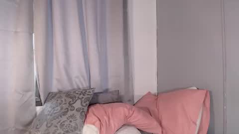 Snapshot of sophie_w1 chatting on 28, 7, 2026 sophie_w1 online show from 28, 7, 2026