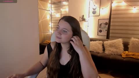 Sophie  online show from 15, 10, 2025