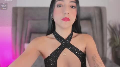 Snapshot of sophiee_smith chatting on 8, 5, 2026 Sophie online show from 8, 5, 2026