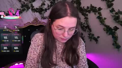 Snapshot of sophieedreams chatting on 10, 10, 2025 sophieedreams online show from 10, 10, 2025