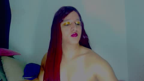 Snapshot of sophiehillsxo chatting on 3, 11, 2025 sophiehillsxo online show from 3, 11, 2025