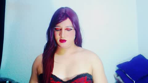 Snapshot of sophiehillsxo chatting on 5, 12, 2025 sophiehillsxo online show from 5, 12, 2025