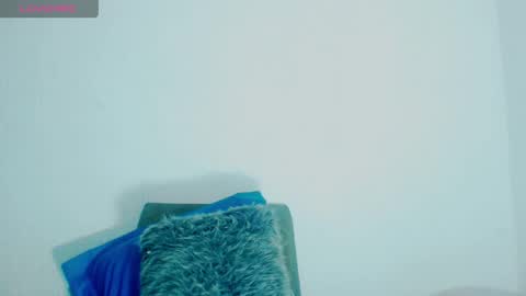 Snapshot of sophiehillsxo chatting on 15, 5, 2026 sophiehillsxo online show from 15, 5, 2026