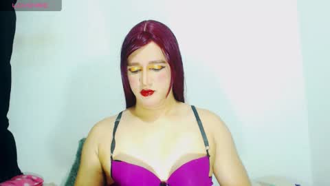 Snapshot of sophiehillsxo chatting on 16, 5, 2026 sophiehillsxo online show from 16, 5, 2026