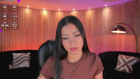 Sophie Houston online show from 16, 4, 2026