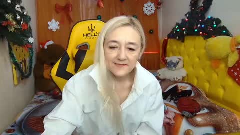 sophiekittyy online show from 3, 12, 2024