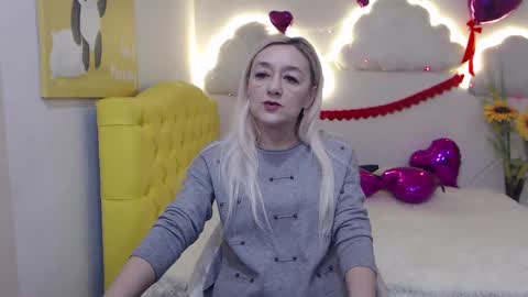 sophiekittyy online show from 16, 2, 2025