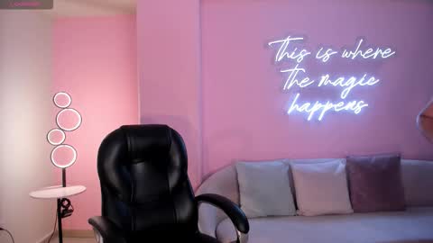 Sophie online show from 24, 2, 2026