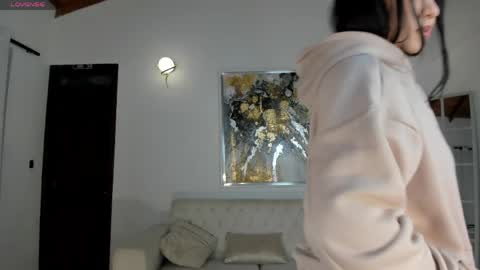 Sophie online show from 12, 4, 2026