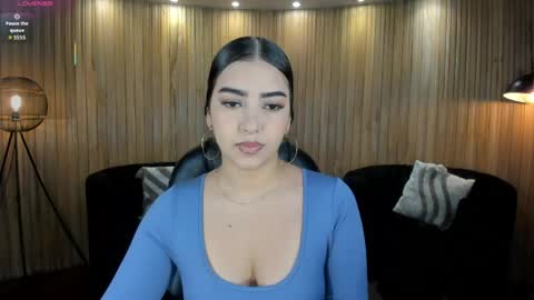 Snapshot of sophielanne chatting on 27, 4, 2026 Sophie online show from 27, 4, 2026