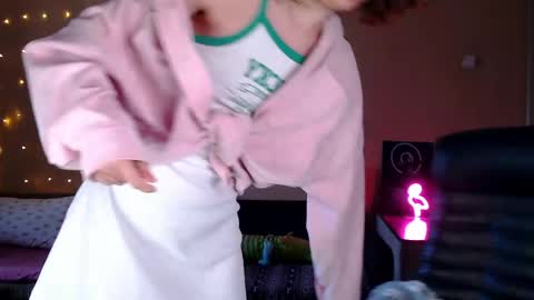 sophieleroux online show from 15, 4, 2026