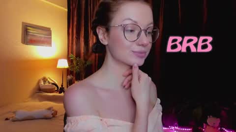 Snapshot of sophieleroux chatting on 29, 4, 2026 sophieleroux online show from 29, 4, 2026