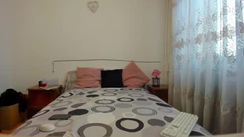 Snapshot of sophiesin__ chatting on 23, 2, 2025 Sophie online show from 23, 2, 2025