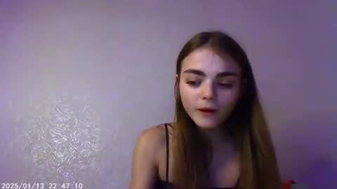 Sophie and my bestie Mandy    online show from 13, 1, 2025