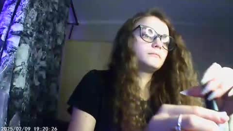 Sophie and my bestie Mandy    online show from 8, 2, 2025