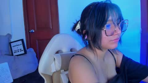   Sophie  online show from 13, 2, 2026