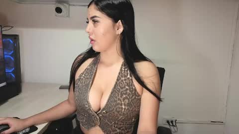 Snapshot of sophiie_blakee chatting on 16, 4, 2026 Sophiee online show from 16, 4, 2026
