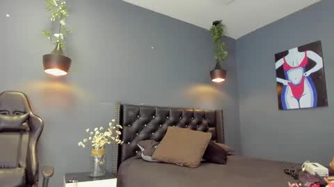 Sophie Taylor online show from 9, 1, 2025