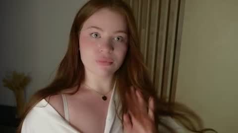 Snapshot of sophishy chatting on 2, 7, 2026 im Sophie dont judge harshly this is my 1st day here 3 online show from 2, 7, 2026