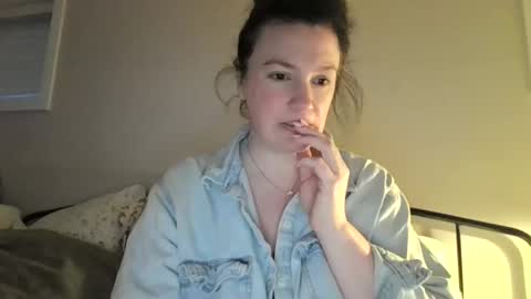 NaughtyMommy online show from 18, 5, 2026