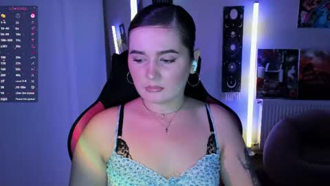 Snapshot of sour_cherry_ chatting on 20, 6, 2026 Jennie online show from 20, 6, 2026